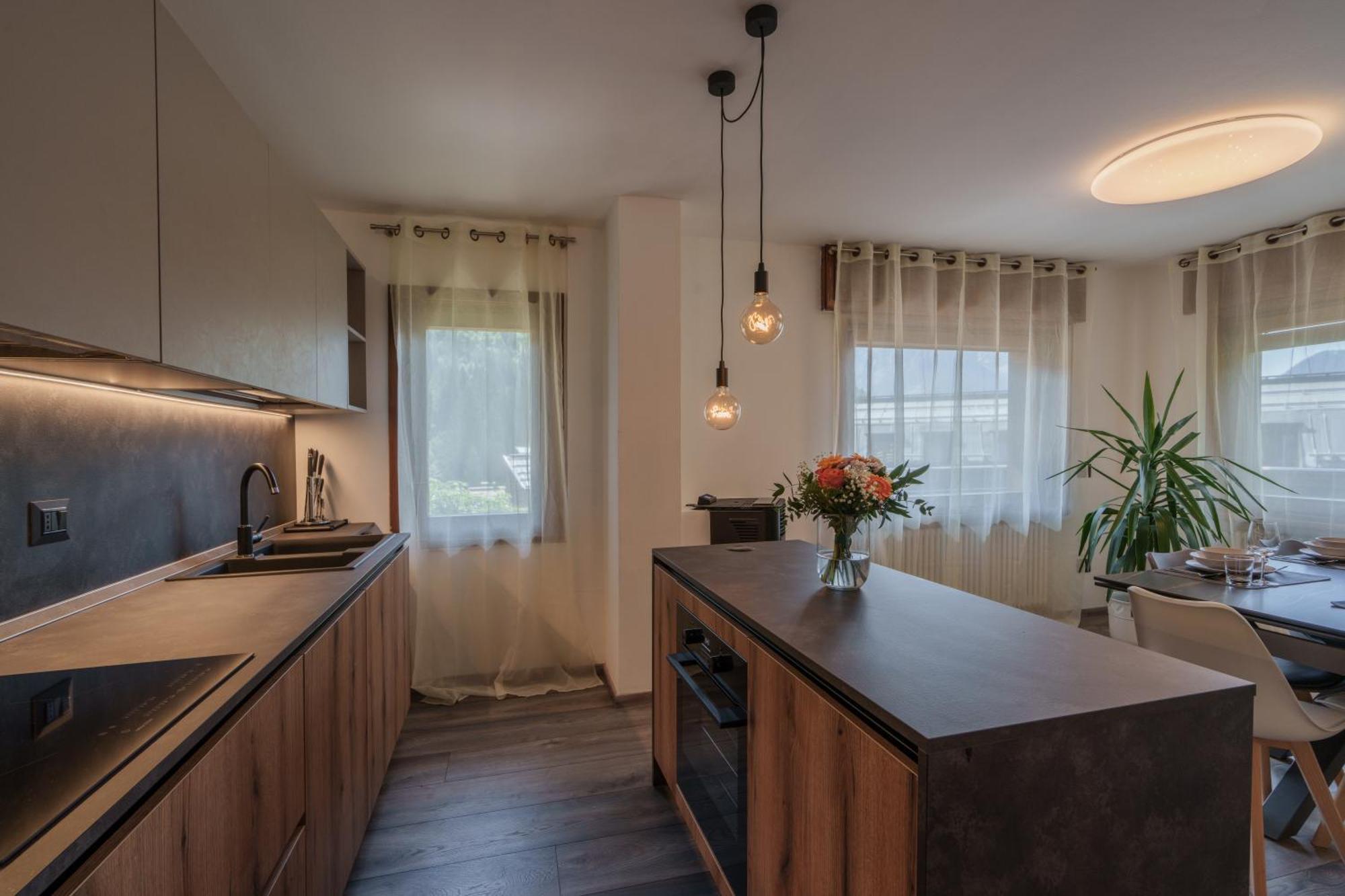 Area Apartments Madonna エクステリア 写真