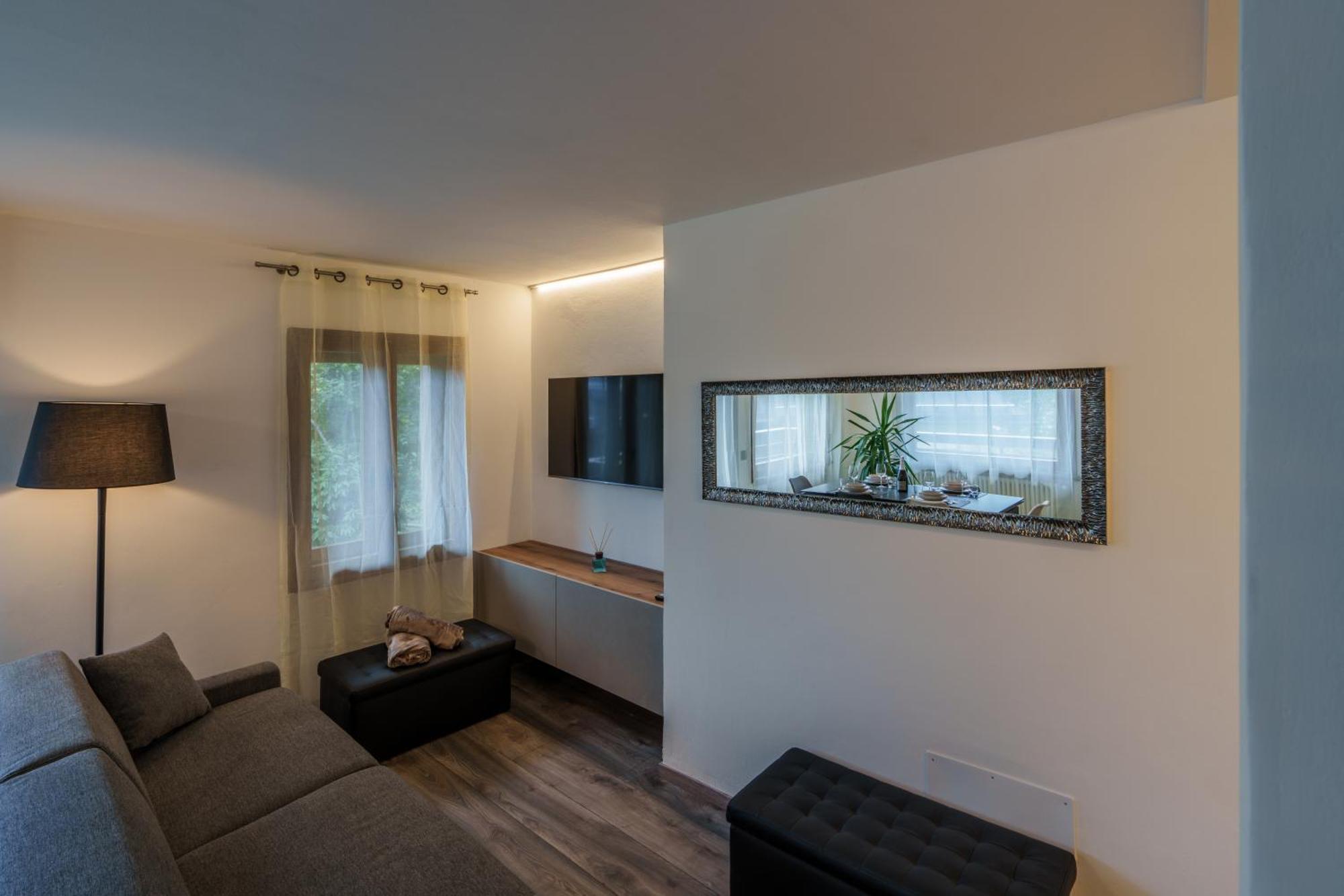 Area Apartments Madonna エクステリア 写真