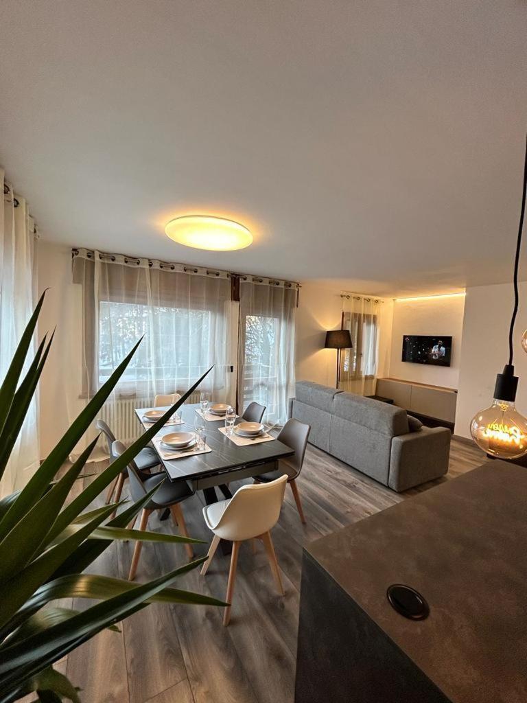 Area Apartments Madonna エクステリア 写真