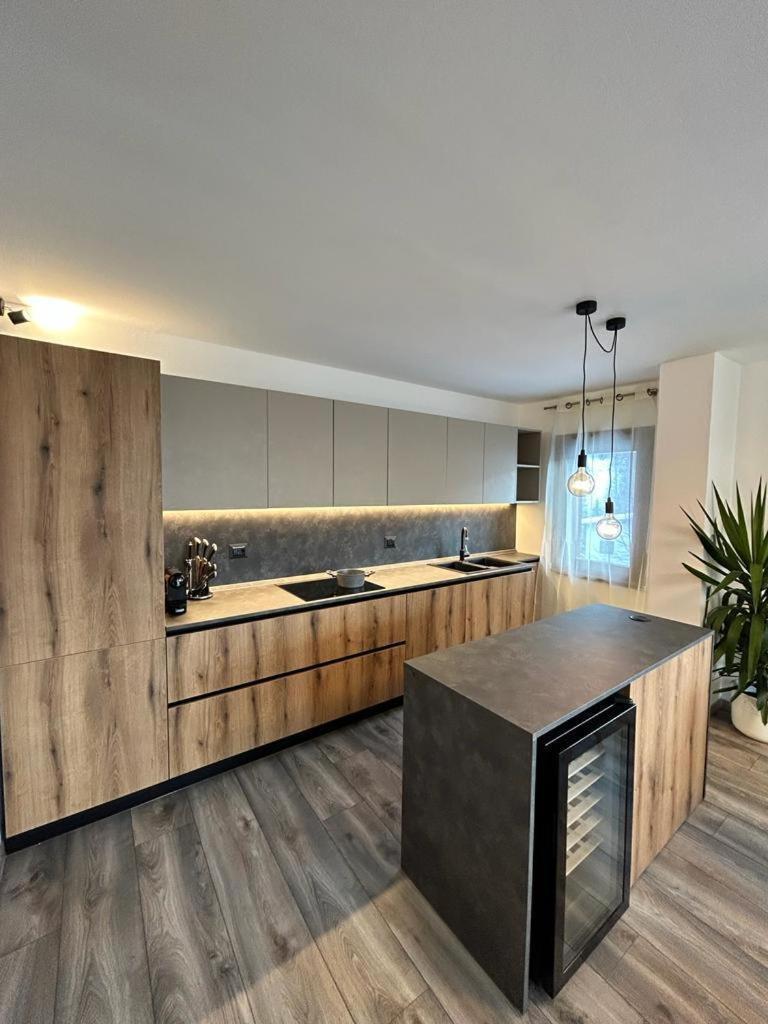 Area Apartments Madonna エクステリア 写真