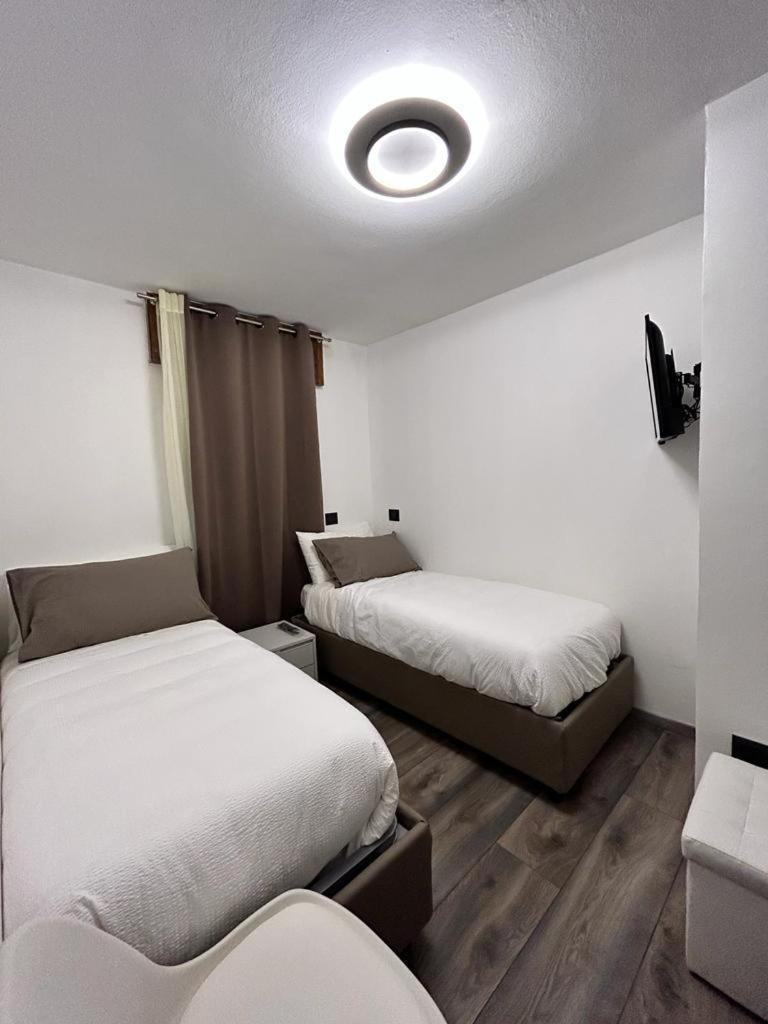 Area Apartments Madonna エクステリア 写真